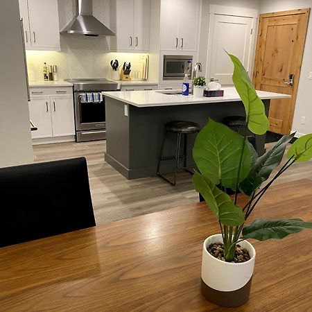Luxury Unit In The Heart Of Canmore Dış mekan fotoğraf
